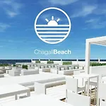 Seadream: Modern Beachside Retreat With Terrace Views *