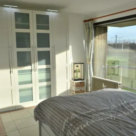 Sunnyside-of-thesea - With Open View On Nature, Big Terraces Around - Very Close To Sea, Beach, Stores, Restaurants & Bars * Nieuwpoort